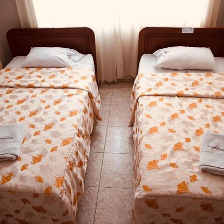 טרוחיו Hotel Jorge Chavez מראה חיצוני תמונה